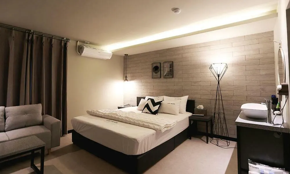 Gupo Idea Hotel Busan