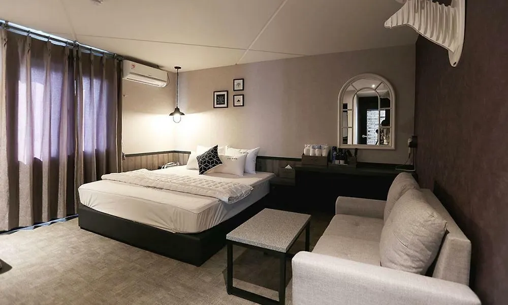 Gupo Idea Hotel Busan